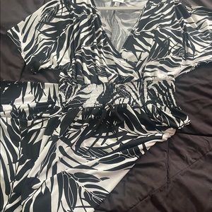 Avenue 14/16 long dress NWOT